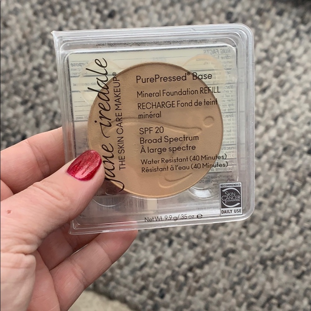 NIB Jane Iredale Golden Glow Pure Pressed Base